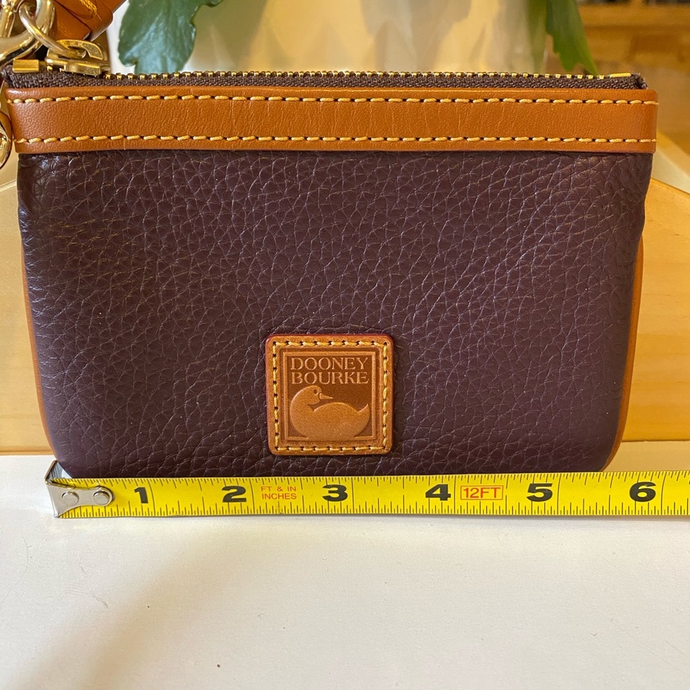 Dooney & Bourke NWOT  Plum Purple Leather Wristlet Wallet Makeup Bag & Keychain!